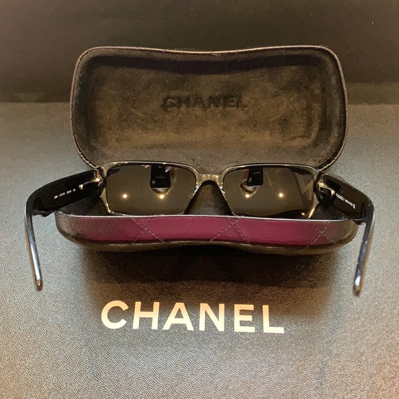 Chanel black vintage sunglasses style 5060 - Picture 5 of 7